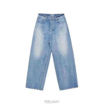 Balenciaga �׶�����Ÿ �ؿ� �߷��þư� ���� BAGGY FIT DENIM �� 745213TDW145002�׶�����Ÿ �ؿ� �߷��þư� ���� BAGGY FIT DENIM �� 745