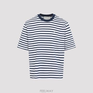 Ami 26SS AMI BOXY �� MARINIERE T ���� WITH ADC PATCH UTS374JE0210A026SS AMI BOXY �� MARINIERE T ���� WITH ADC PATCH UTS37
