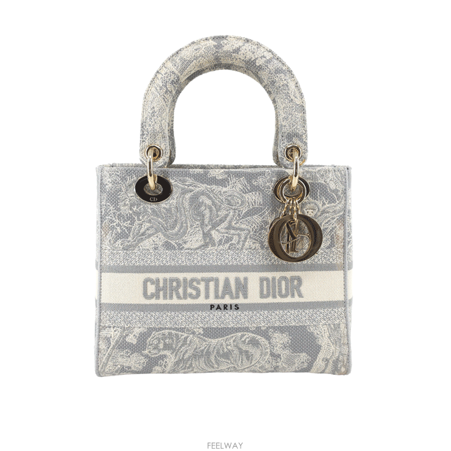 DIOR ��� �� ����Ʈ ���̵�� �̵�� ��Ʈ�� M5650RGO��� �� ����Ʈ ���̵�� �̵�� ��Ʈ�� M5650RGO