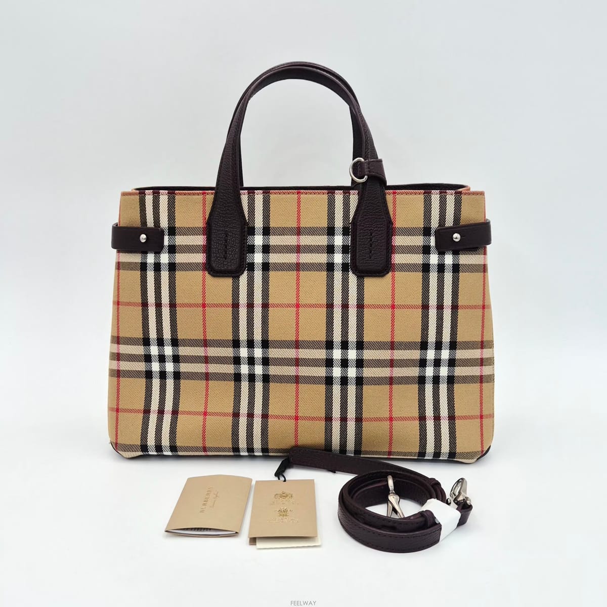 Burberry ������ �Ͽ콺 üũ ��� ��Ʈ�� �̵�������� �Ͽ콺 üũ ��� ��Ʈ�� �̵��
