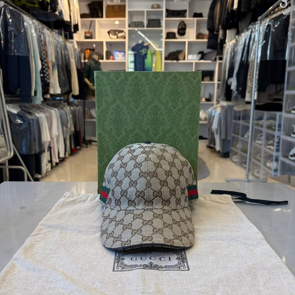 GUCCI ���� �� ������ GG ������ ĵ���� ���̽��� ĸ���ڱ��� �� ������ GG ������ ĵ���� ���̽��� ĸ����