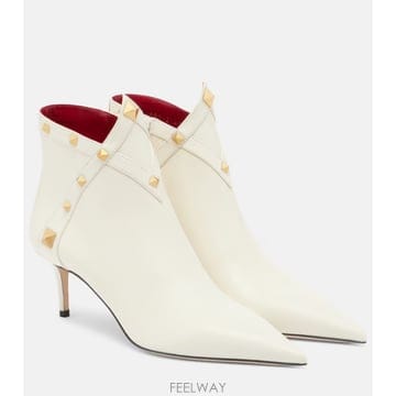 Valentino ������� �߷�Ƽ�� ����ٴ� Studdy ���� ��Ŭ ����������� �߷�Ƽ�� ����ٴ� Studdy ���� ��Ŭ ����