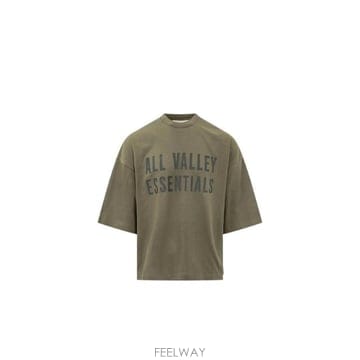 Fear of God �δ��� FEAR OF GOD ESSENTIALS �Ǿ���갫 ������ �׸� ���� Ƽ�����δ��� FEAR OF GOD ESSENTIALS �Ǿ���갫 ������ �׸� 