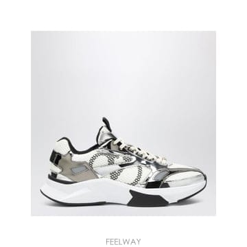 Valentino �δ��� VALENTINO �߷�Ƽ�� ������ ����Ŀ���δ��� VALENTINO �߷�Ƽ�� ������ ����Ŀ��