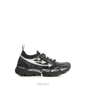 Off White �δ��� Off-White ����ȭ��Ʈ ���� ����Ŀ���δ��� Off-White ����ȭ��Ʈ ���� ����Ŀ��