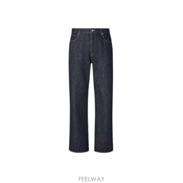 FENDI �δ��� FENDI ��� ���̺� ���� �����δ��� FENDI ��� ���̺� ���� ����