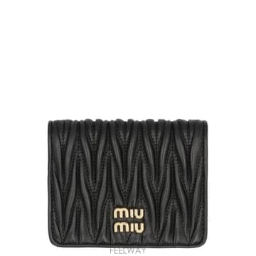 Miu Miu �δ��� MIU MIU �̿�̿� ���� �����δ��� MIU MIU �̿�̿� ���� ����
