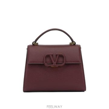 Valentino �δ��� VALENTINO �߷�Ƽ�� ���ǵ� ��Ʈ���δ��� VALENTINO �߷�Ƽ�� ���ǵ� ��Ʈ��
