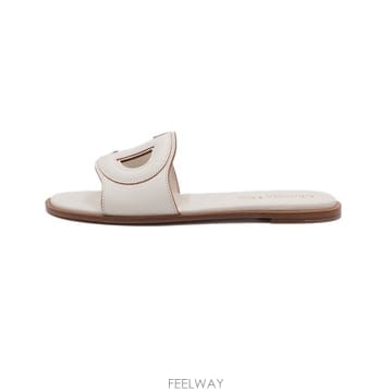 디올 KCO049VEA 화이트 카프스킨 디클럽 뮬 여성 슬리퍼aa65964