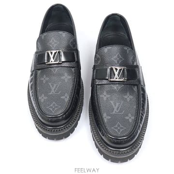 Louis Vuitton(루이비통) 1A8YIO 모노그램 이클립스 캔버스 메이저 남성로퍼 7.5