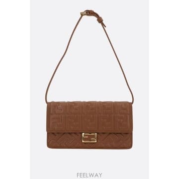 FENDI [E32]��� 8M0498AAJDF1UJK ���� ũ�ν��� ����� ���� ������ ���� ��Ʈ�� ��Ȧ�� FENDI[E32]��� 8M0498AAJDF1UJK ���� ũ�ν��� ����� ���� ��