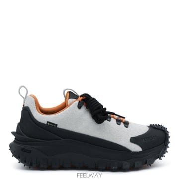 Moncler [Q11]��Ŭ���� L209A4M00020M9888033 ���� ����Ŀ�� WHITE AND BLACK SNEAK[Q11]��Ŭ���� L209A4M00020M9888033 ���� ����Ŀ�� WHITE
