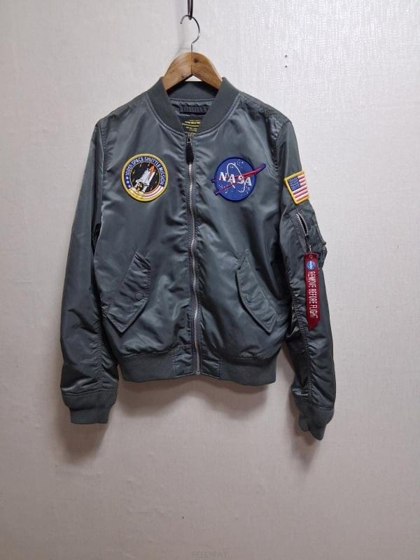 ALPHA INDUSTRIES �����δ���Ʈ�� ���� L-2B �װ����� �Ǹ�Ż īŰ�׷��� 95 ���� �����;����δ���Ʈ�� ���� L-2B �װ����� �Ǹ�Ż īŰ�׷��� 95