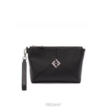 FENDI 26SS Fendi ���� Ŭ��ġ 7VA679ASIHF0GXNBLACK TP57849654526SS Fendi ���� Ŭ��ġ 7VA679ASIHF0GXNBLACK TP57849654