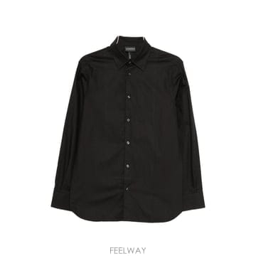 Armani 26SS �������� �Ƹ����� �ΰ� ��ư ���� EM001537AF18123FC203 TP57619997726SS �������� �Ƹ����� �ΰ� ��ư ���� EM001537AF18123F