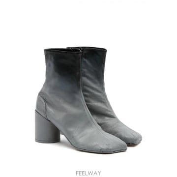 Maison Margiela 25FW �������������� Grey Tabi Booties S66WU0131P7439HB098 TP578196525FW �������������� Grey Tabi Booties S66WU0131P7439HB