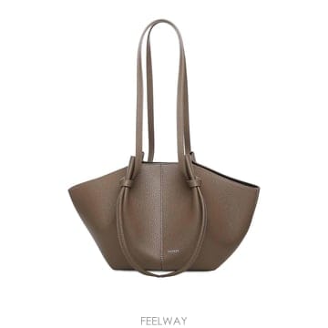 | Other Brand | 26SS YUZEFI Mochi ���� ���� ��Ʈ �� MOCHIPEBBLEGRAINLEATHERTAUPE TP26SS YUZEFI Mochi ���� ���� ��Ʈ �� MOCHIPEBBLEGRAINLE
