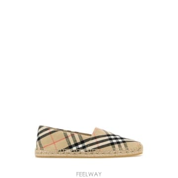 Burberry 25SS Burberry Embroidered canvas espadrilles 8109235B9368 TP25SS Burberry Embroidered canvas espadrilles 8109235B9