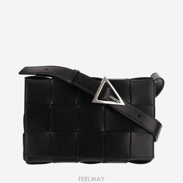 Bottega Veneta 25SS ���װ�����Ÿ cassette ī��Ʈ �� 737950VB1K08480 TP57890163925SS ���װ�����Ÿ cassette ī��Ʈ �� 737950VB1K08480 T