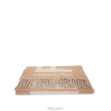 FENDI 25FW Fendi �� ��ī�� with fringes  Contrasting Fendi Roma �ΰ�  FX25FW Fendi �� ��ī�� with fringes  Contrasting Fendi R