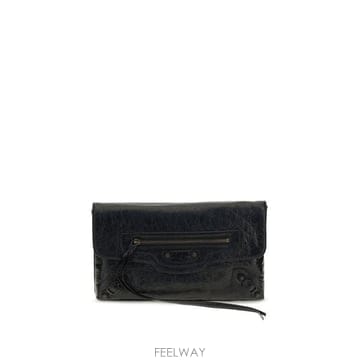 Balenciaga 26FW �߷��þư� Ŭ��ġ �Ŀ�ġ 8733862ABEK 1000 BLACK26FW �߷��þư� Ŭ��ġ �Ŀ�ġ 8733862ABEK 1000 BLACK