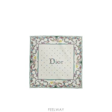 DIOR 26SS ũ����î  ���� ��ī�� 62FIO070I676C973 TP57337449226SS ũ����î  ���� ��ī�� 62FIO070I676C973 TP57337449