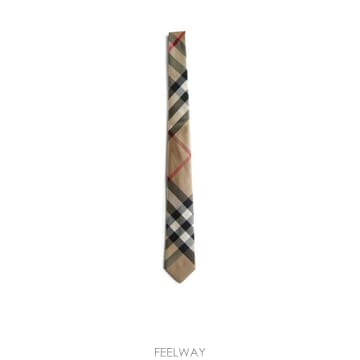 Burberry 26FW Burberry Burberry Ŭ���� �� üũ ��ũ Ÿ�� 8013818A7026 TP578409226FW Burberry Burberry Ŭ���� �� üũ ��ũ Ÿ�� 801381