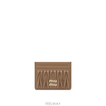 Miu Miu 26FW �̿�̿� MATELASSE NAPPA ���� ī�� Ȧ�� 5MC076AFPPF098L TP577291526FW �̿�̿� MATELASSE NAPPA ���� ī�� Ȧ�� 5MC076AFP
