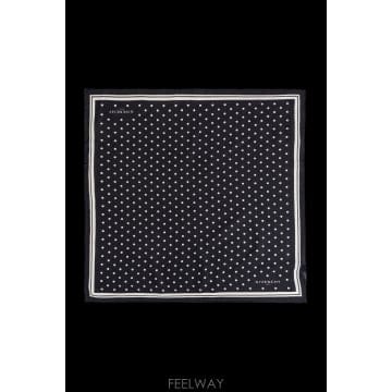 26SS Givenchy 스카프 with polka dot pattern 7100114630001 TP575