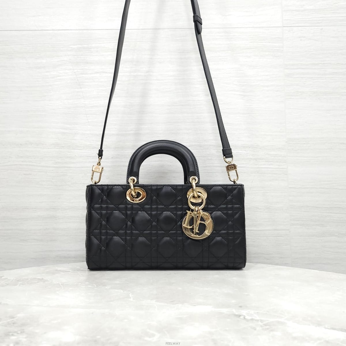 DIOR [������] ��� ������ �̵���� ���� ��� ����Ų M0540ONGE[������] ��� ������ �̵���� ���� ��� ����Ų M0540