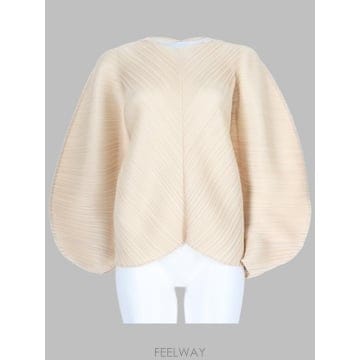 Issey Miyake 26FW �ø����ø��� ž PP66JK461 43 BEIGE26FW �ø����ø��� ž PP66JK461 43 BEIGE