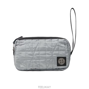 Stone Island 26SS ������Ϸ��� Metallic Nylon Ŭ��ġ With �ΰ� K2S159200017S0255V00626SS ������Ϸ��� Metallic Nylon Ŭ��ġ With �ΰ� K2S1