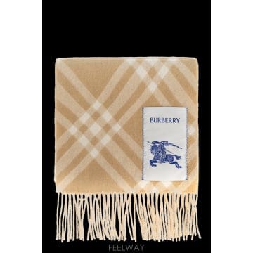 Burberry Burberry ĳ�ù̾� ��ī�� 8115258B9719SAND TP575318710Burberry ĳ�ù̾� ��ī�� 8115258B9719SAND TP575318710