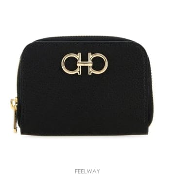 Ferragamo 25SS ����䷹ ��󰡸� ���� �з� 220406758664 TP57237423625SS ����䷹ ��󰡸� ���� �з� 220406758664 TP572374