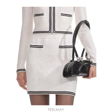 Self Portrait 25SS Self portrait ���� ��ĿƮ RS25111SKCREAM TP57212204325SS Self portrait ���� ��ĿƮ RS25111SKCREAM TP572122
