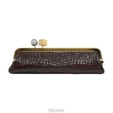 Jacquemus 26FW ��ũ���� ũ�ν��� BAW00413AC07G01 850 brown26FW ��ũ���� ũ�ν��� BAW00413AC07G01 850 brown