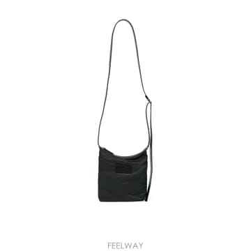 26FW 메종마르지엘라 블랙 nylon Numeric Vertical 크로스바디 백 SB6WG0026P906
