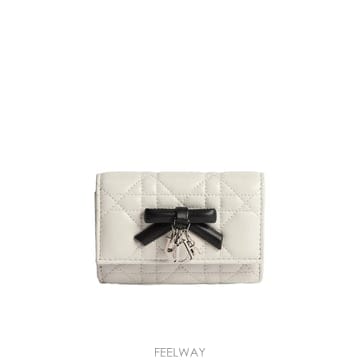 DIOR 26SS ũ����î  ���� �з� S2607PUQCM06E TP57389825026SS ũ����î  ���� �з� S2607PUQCM06E TP573898250
