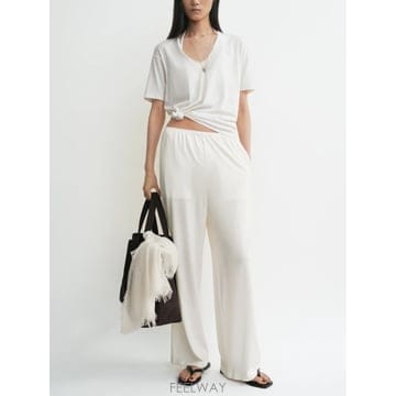 26SS Toteme 여성 casual 팬츠 253WRB0333FB0447059 TP577092429