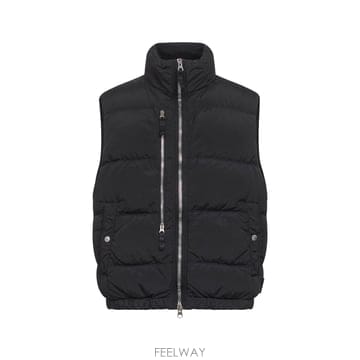 Stone Island 26SS ������Ϸ��� NYLON METAL IRIDESCENT �ٿ� ����Ʈ K2S15G100006S0019V26SS ������Ϸ��� NYLON METAL IRIDESCENT �ٿ� ����Ʈ K