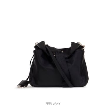 Balenciaga Balenciaga Rodeo Messenger S ��� �� 8275832AB6F1000 TP57321079Balenciaga Rodeo Messenger S ��� �� 8275832AB6F1000 T