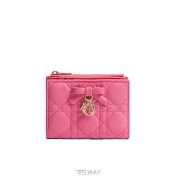 DIOR 26FW ũ����î  ���� �з� S2605OUQAM27N TP57672647926FW ũ����î  ���� �з� S2605OUQAM27N TP576726479