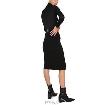 Versace 22FW ������ü MIDI ��ĿƮ 73HAEM29CM01G899 TP57182403322FW ������ü MIDI ��ĿƮ 73HAEM29CM01G899 TP571824033