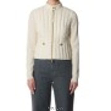 Moncler 26SS Moncler ���� ��Ʈ ������ 939B00027M1131030 TP57569075526SS Moncler ���� ��Ʈ ������ 939B00027M1131030 TP5756