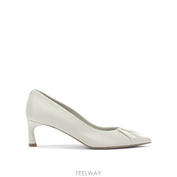 | Other Brand | 26SS Halmanera Heeled ���� GIL06BARONAVORIO TP57081594426SS Halmanera Heeled ���� GIL06BARONAVORIO TP57081594