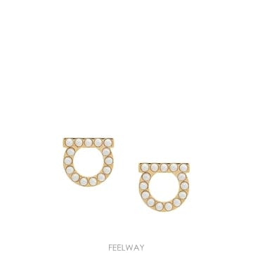 Ferragamo 26FW ����䷹ ��󰡸� Pearl embellished earrings 760125696581001 TP26FW ����䷹ ��󰡸� Pearl embellished earrings 7601