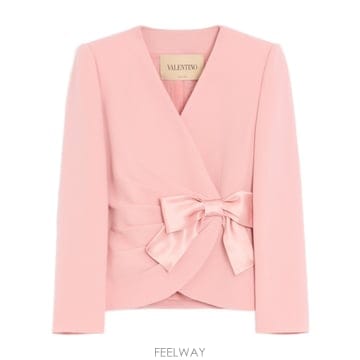 Valentino 26SS Valentino ���� ��Ʈ BCE5209Q0F8U TP57358635326SS Valentino ���� ��Ʈ BCE5209Q0F8U TP573586353