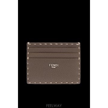 FENDI 26SS Fendi ���� ī�� Ȧ�� 7M0164AP3BF1TQQ TP57237521826SS Fendi ���� ī�� Ȧ�� 7M0164AP3BF1TQQ TP572375218