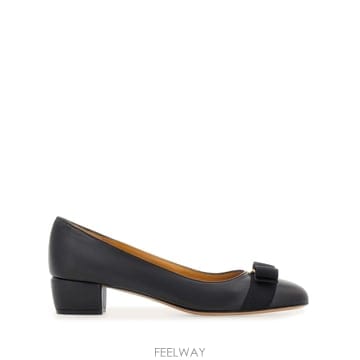 Ferragamo 26FW ����䷹ ��󰡸� VARA ����Ʈ 0775750003 TP57676832926FW ����䷹ ��󰡸� VARA ����Ʈ 0775750003 TP576768