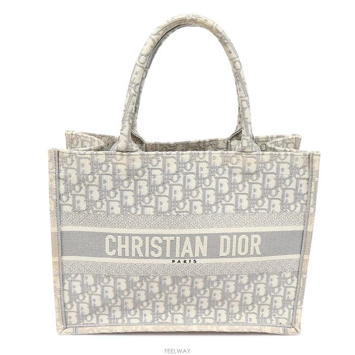 DIOR Dior(ũ����î���) M1296ZRIW_M20I ��ũ�� �׷��� ������ũ �ڼ� �� ��Ʈ �̵� ��Ʈ��Dior(ũ����î���) M1296ZRIW_M20I ��ũ�� �׷��� ������
